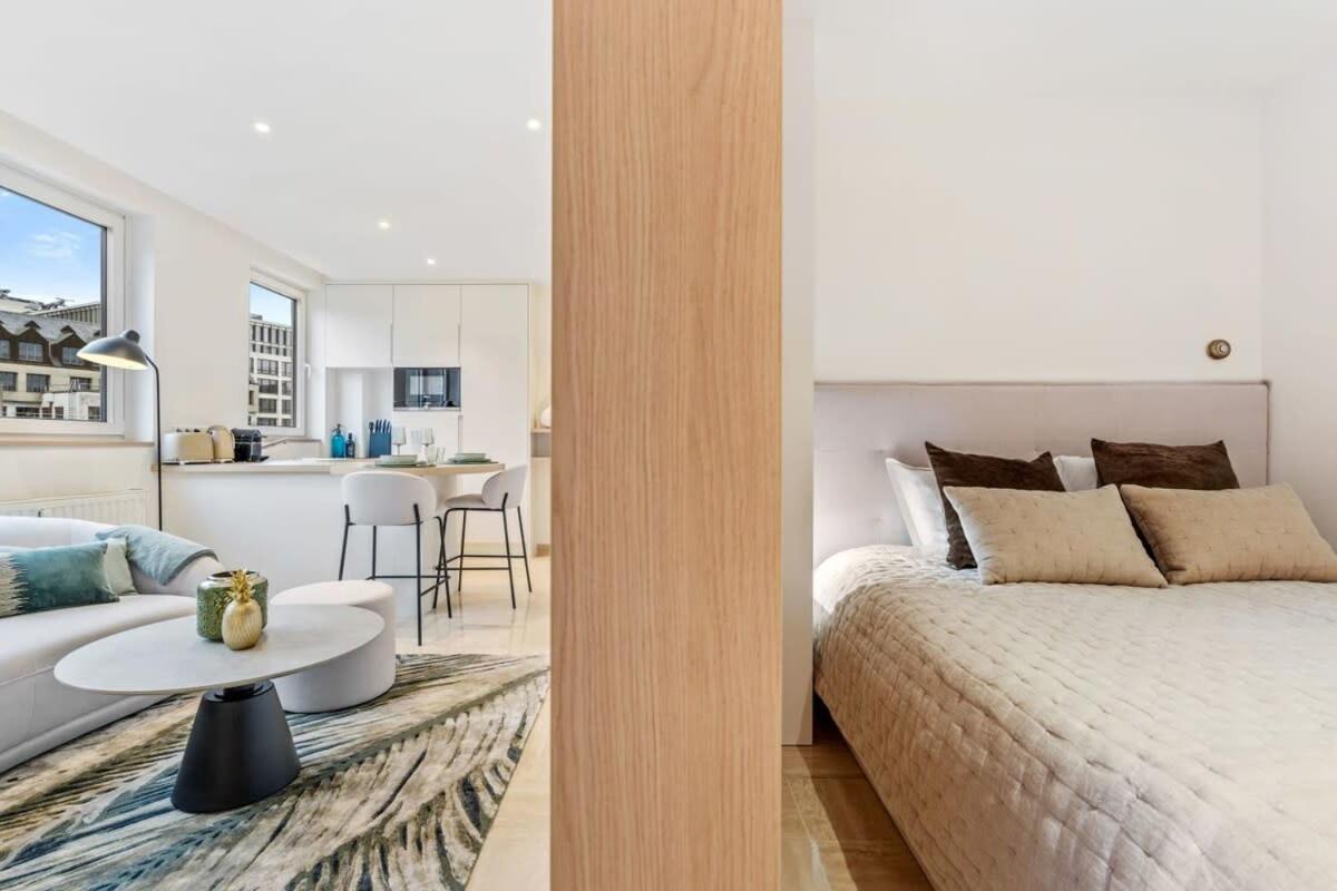 Modern Studio With King Bed, Walk To Attractions Luxemburg Buitenkant foto