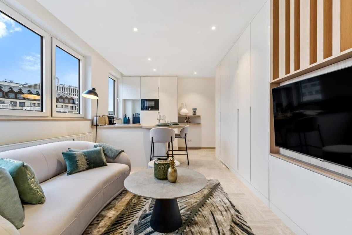 Modern Studio With King Bed, Walk To Attractions Luxemburg Buitenkant foto
